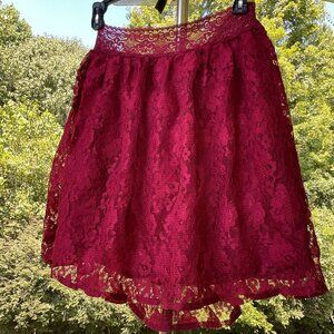 Y2K Old Navy Lace Mini Skirt Burgundy Red Lined Pull on festival Gameday Attire